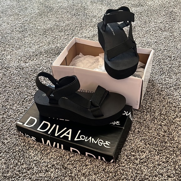 Wedges - Picture 2 of 2